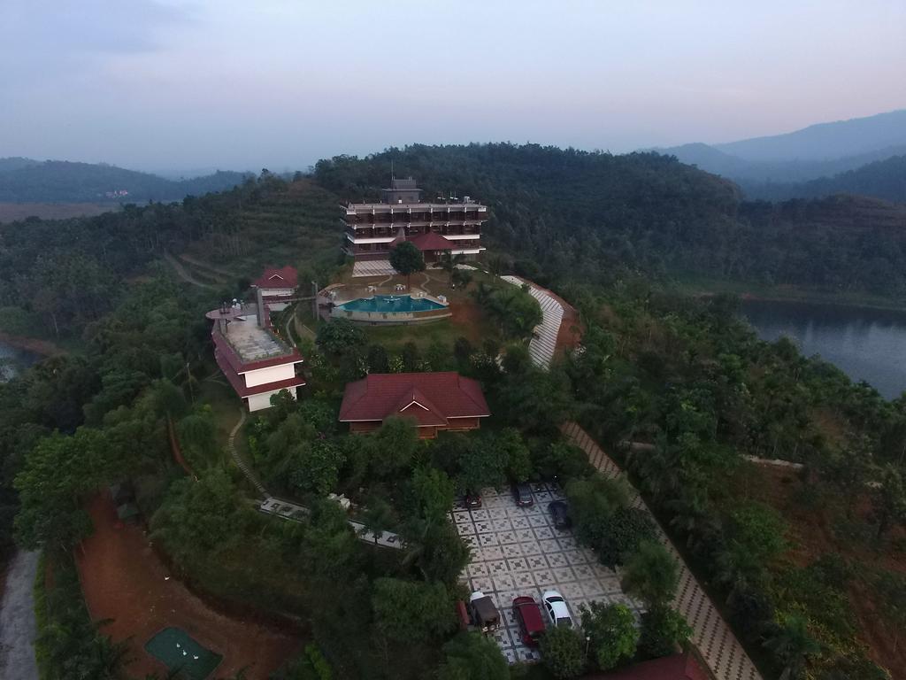 Arayal Resort-A Unit Of Sharoy Resort Tariyod Exterior photo